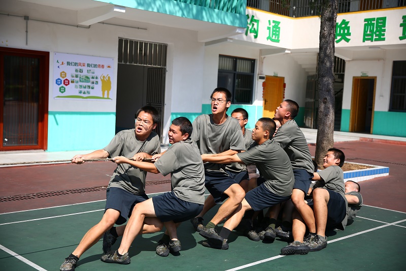 启德周末活动日，孩子们尽情挥洒汗水