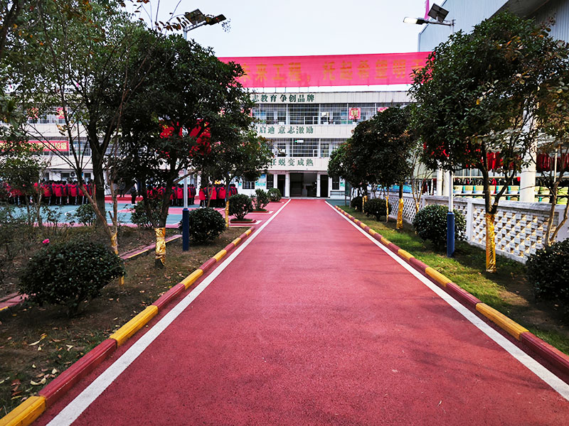 封闭式叛逆学生学校真的有用吗？是如何教育叛逆孩子的？