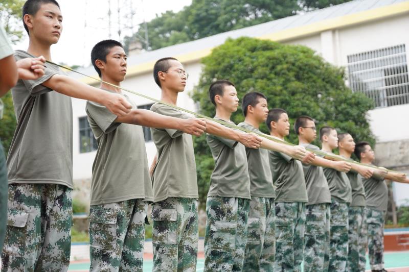 启德励志教育学校 展现不一样的自我