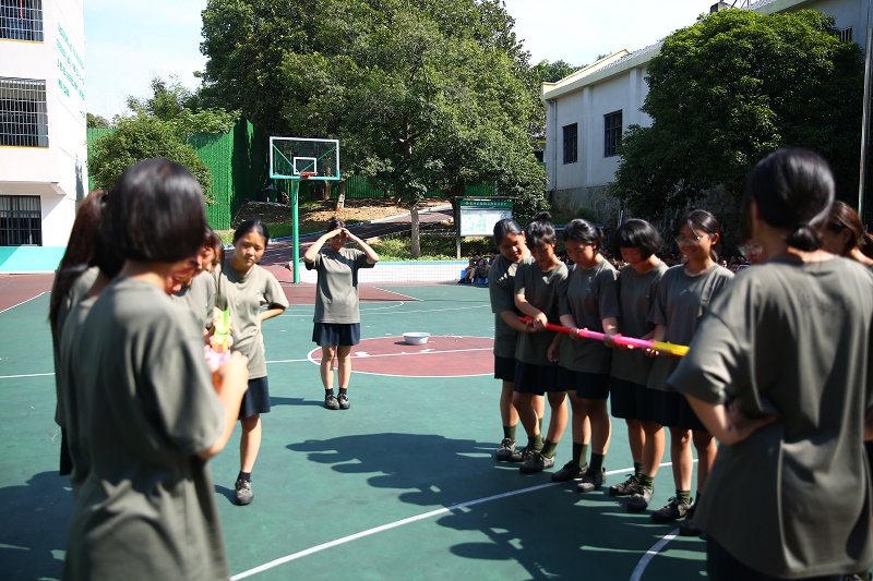 启德周末活动日，孩子们尽情挥洒汗水